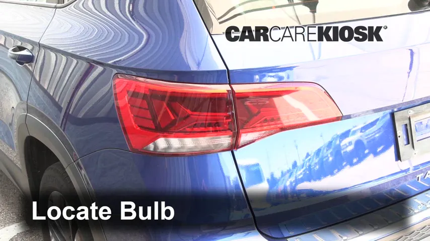 2022 Volkswagen Taos S 1.5L 4 Cyl. Turbo Éclairage Feux de marche arrière (remplacer une ampoule)